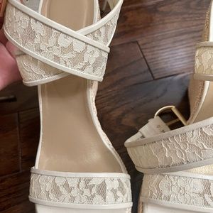 stuart weitzmen wedges